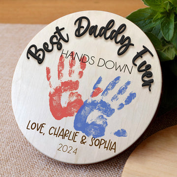 Father Hand Sign - FF22