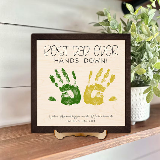 Father Hand Sign - DD51