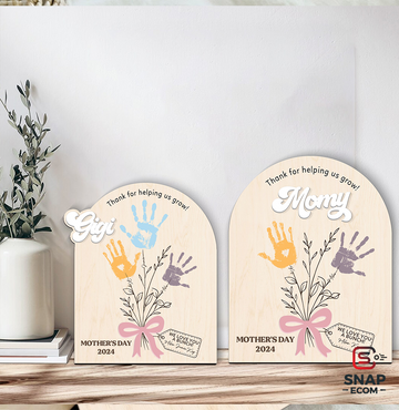Personalized Mom Handprint 1
